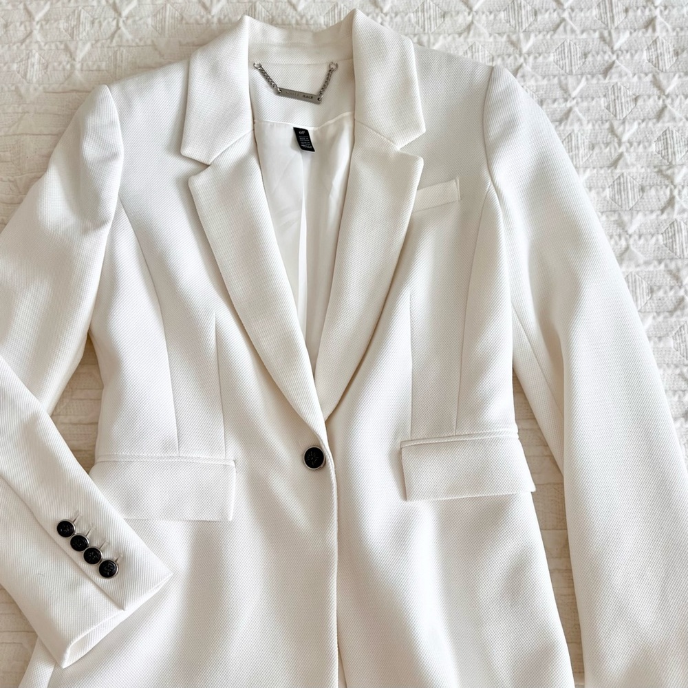 White House Black Market blazer size 0p NWT
